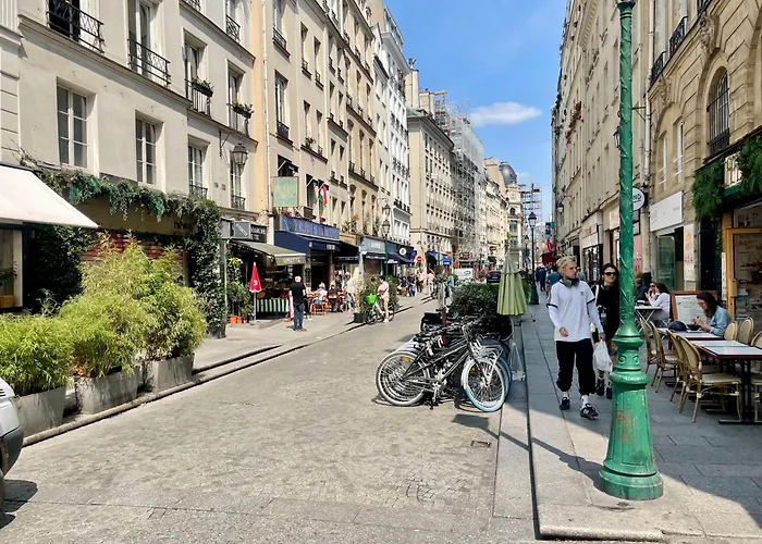Marais Etienne Marcel * Paris