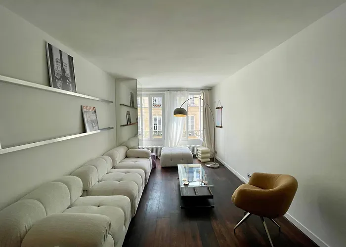 Apartment Marais Etienne Marcel *